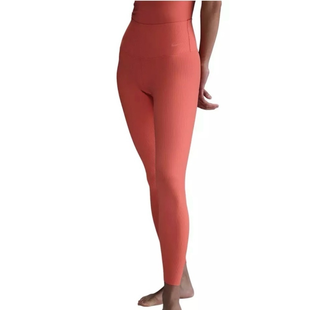 Nike Zenvy Coral High Rise Leggings 7/8 Length   Size: XL.   NWT
